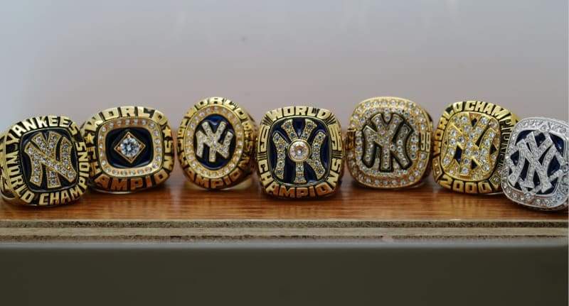 NEW YORK Yankees World Series Championship 27 Rings Set with Display Box 