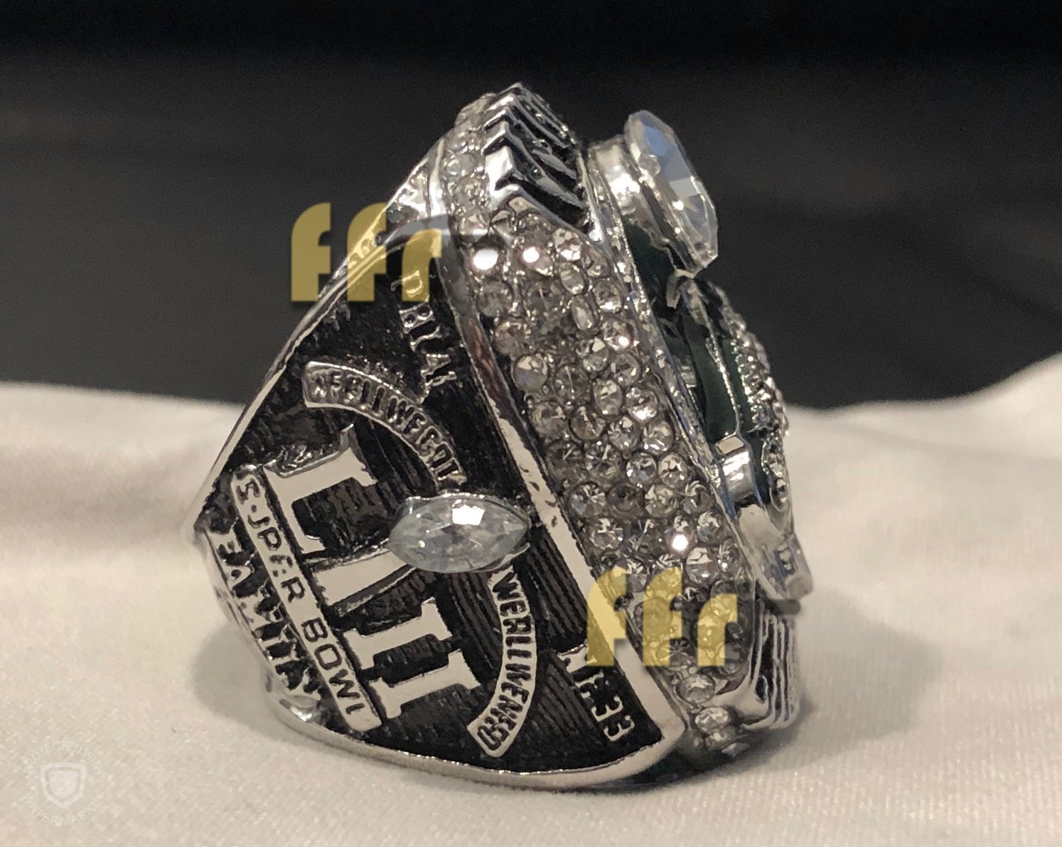 Philadelphia Eagles Super Bowl championship ring -- a close look 