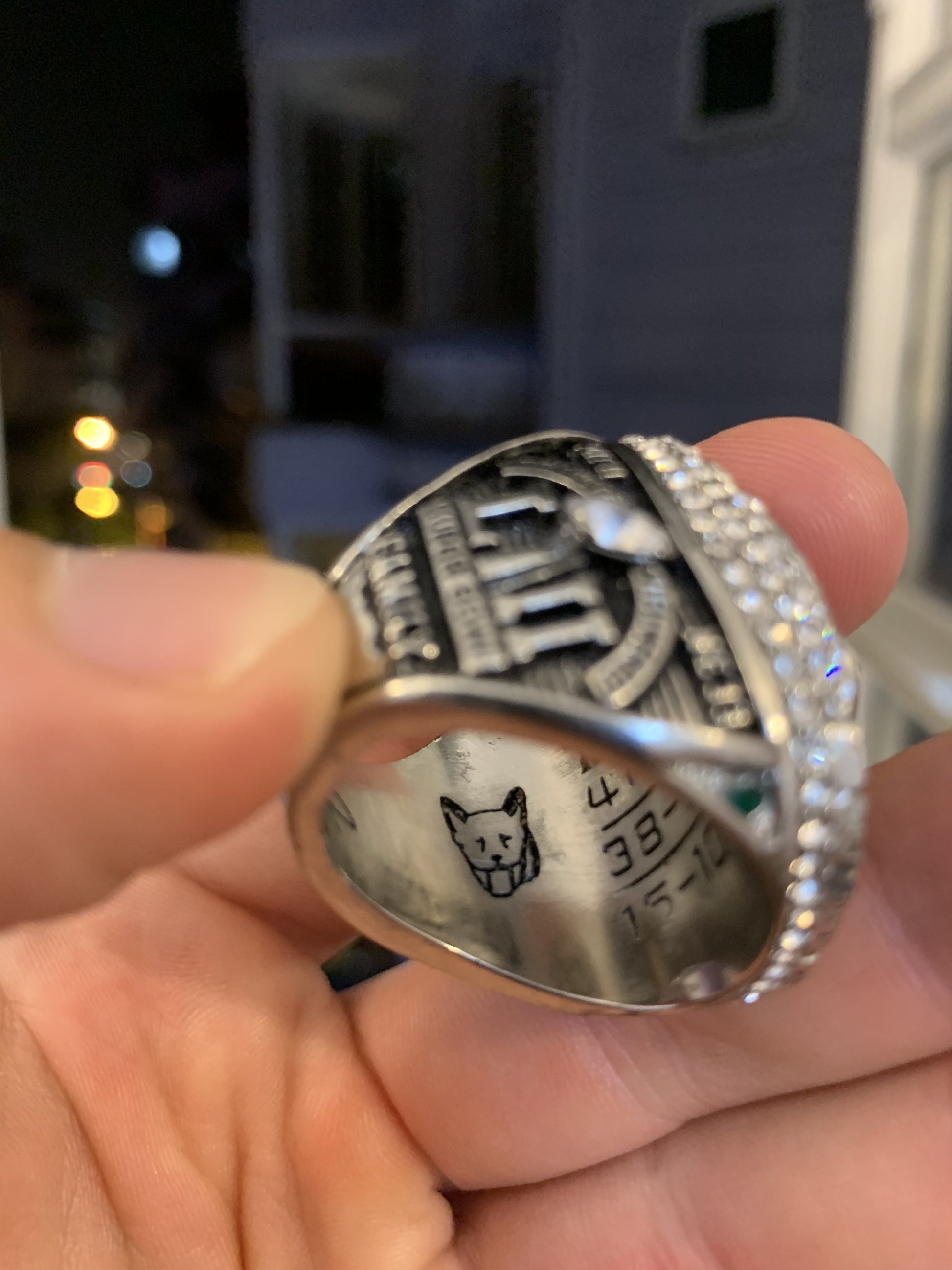 Philadelphia Eagles Super Bowl championship ring -- a close look 