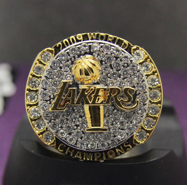 Lot Detail - 2009 LOS ANGELES LAKERS CHAMPIONSHIP STAFF RING WITH 10K  YELLOW & WHITE GOLD AND 50+ CUT DIAMONDS