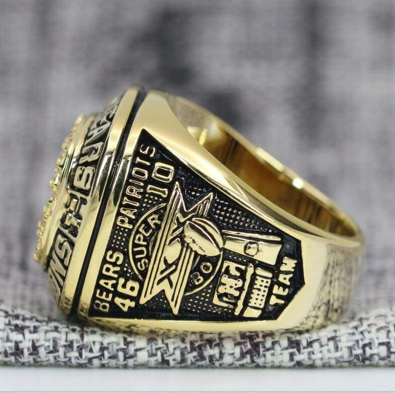 A Rare Jostens 1985 Chicago Bears Super Bowl XX Championship Salesman  Sample Ring Crafted to William The Refrigerator Perry's Size With  Original Presentation Box