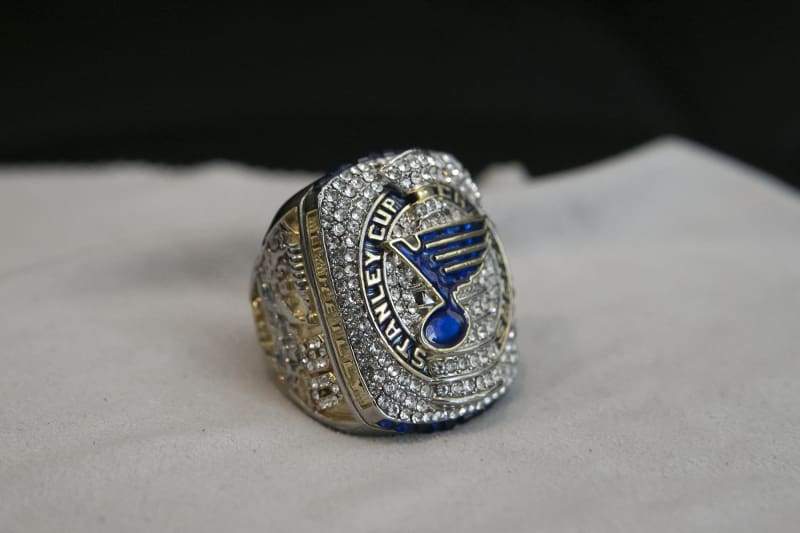 Wincraft St. Louis Blues Stanley Cup Champions Key Ring